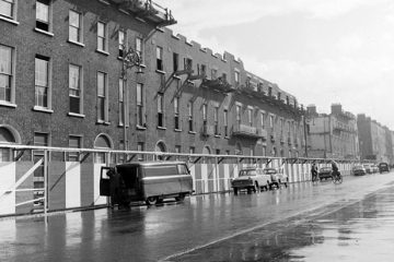 Fitzwilliam Street, Dublin 1965. Image courtesy of nli.ie.