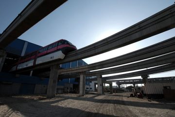 Mumbai Monorail. Photo by dasphoto on Flickr.